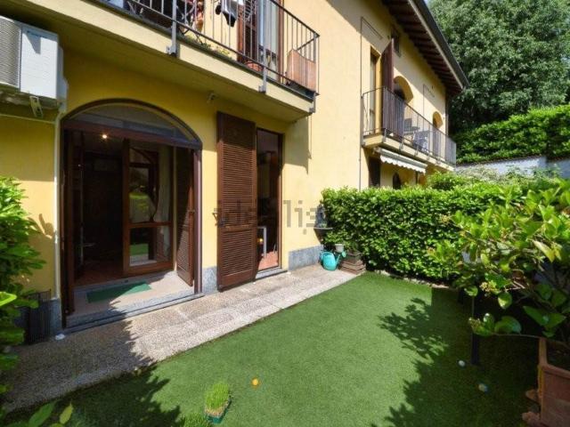 Appartamento in vendita a Arcore, Lombardia