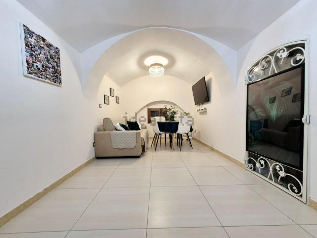 Appartamento in vendita a Municipio 1, Puglia