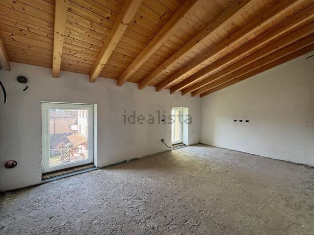 Appartamento in vendita a Lugagnano Val D'arda, Reggio Emilia