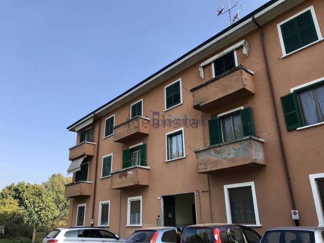 Appartamento in vendita a Melegnano, Milano