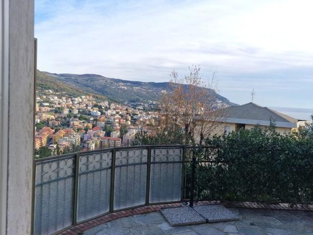 Appartamento in vendita a Pietra Ligure, Liguria