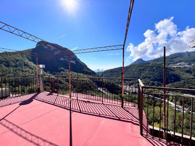 Appartamento in vendita a Cava De' Tirreni, Campania