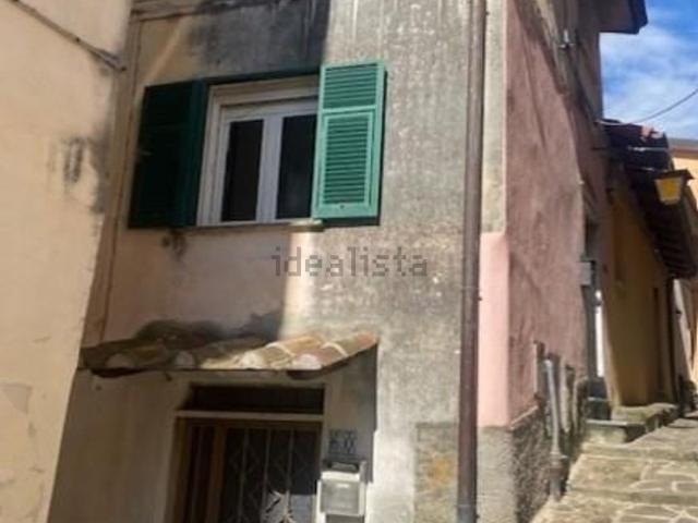 Appartamento in vendita a Vezzano Superiore, Vezzano Ligure