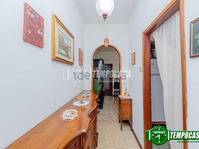 Appartamento in vendita a Infrangibile, Piacenza