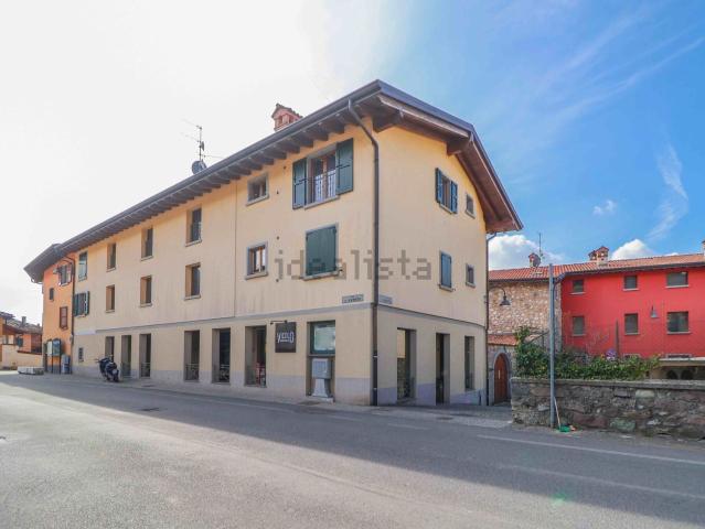 Appartamento in vendita a Songavazzo, Lombardia