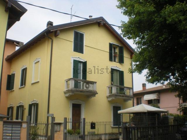 Appartamento in vendita a Como, Lombardia