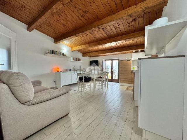 Appartamento in vendita a Assisi, Umbria