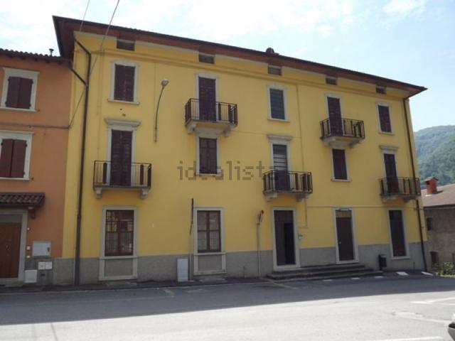 Appartamento in vendita a Comunità Montana della Valle Brembana, Val Brembilla