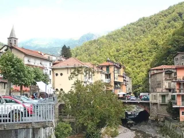 Appartamento in vendita a Molini Di Triora, Liguria