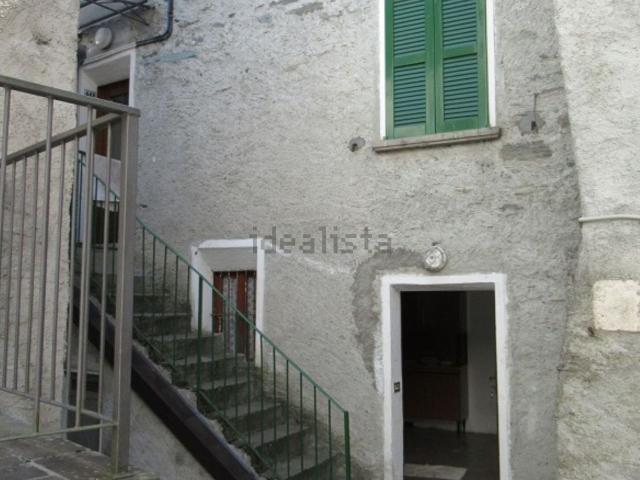 Appartamento in vendita a Lanzada, Lombardia