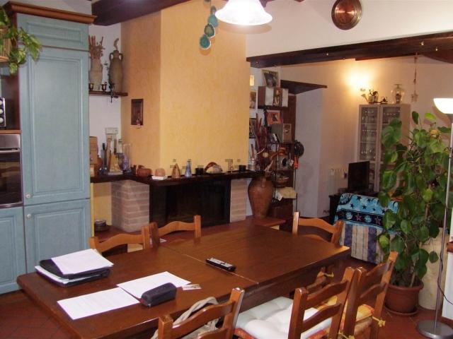 Appartamento in vendita a Dicomano, Toscana