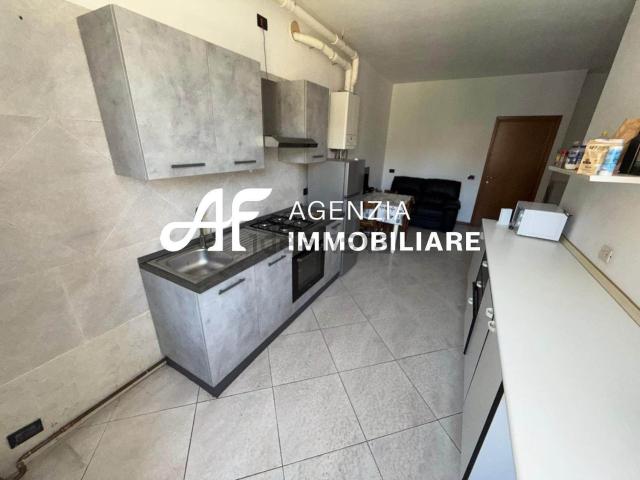 Appartamento in vendita a Cremella, Lecco