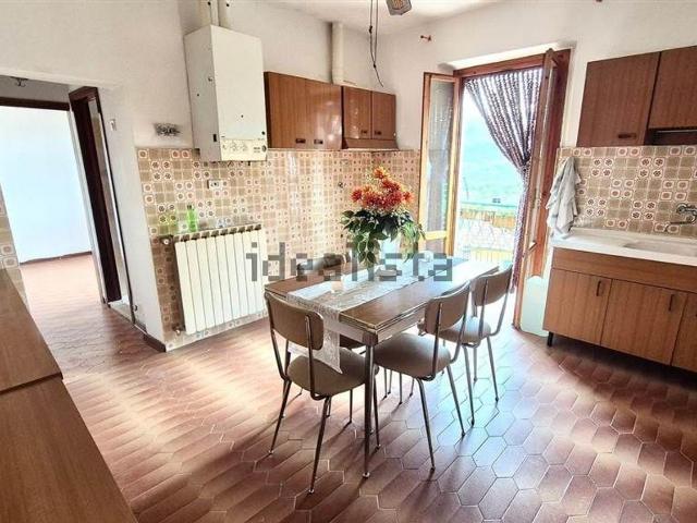 Appartamento in vendita a San Cipriano-Santa Barbara-Cetinale, Montegonzi