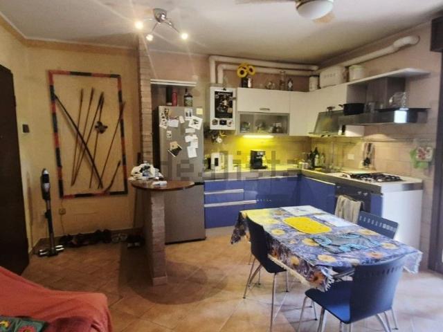 Appartamento in vendita a Sesso, Re