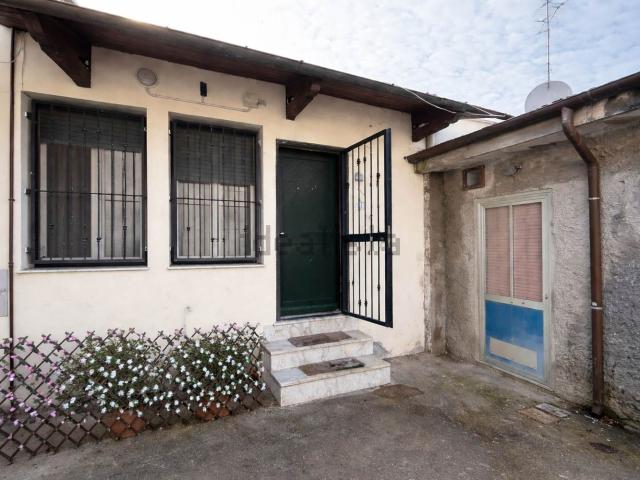 Appartamento in vendita a Collesalvetti, Toscana