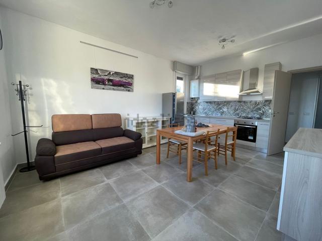 Appartamento in vendita a Montano Lucino, Lombardia