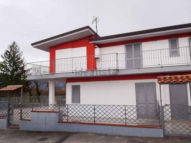 Appartamento in vendita a Teano, Campania