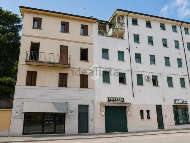 Appartamento in vendita a Borgo Berga, Vicenza