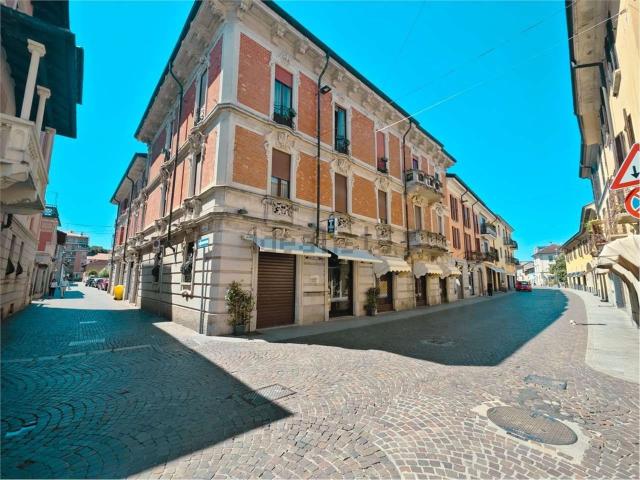 Appartamento in vendita a Abbiategrasso, Lombardia