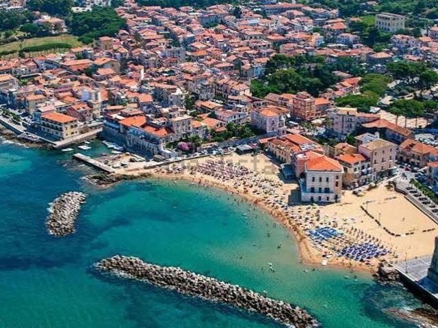 Appartamento in vendita a Castellabate, Campania