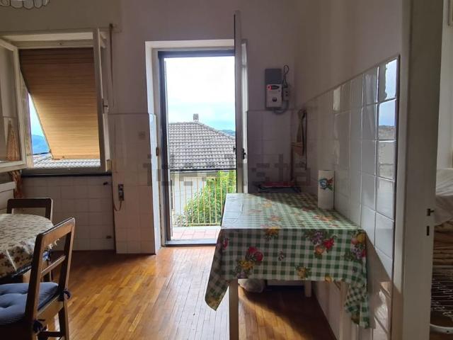 Appartamento in vendita a Lumarzo, Liguria