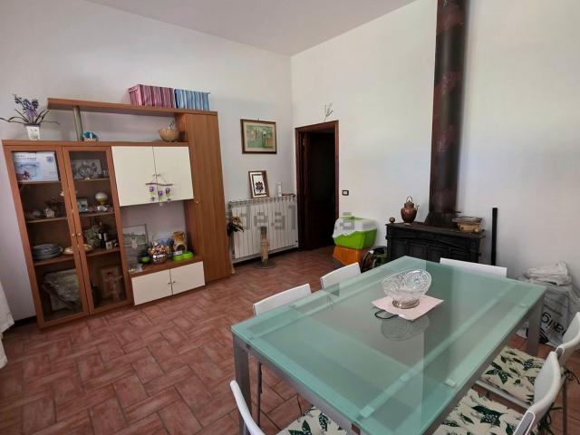 Appartamento in vendita a Subbiano, Toscana