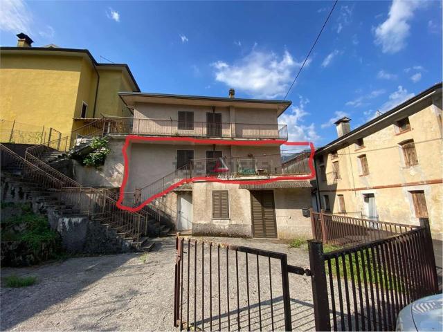 Appartamento in vendita a Bertoni, Caorera