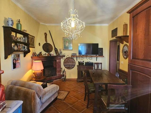 Appartamento in vendita a Colognole, Collesalvetti