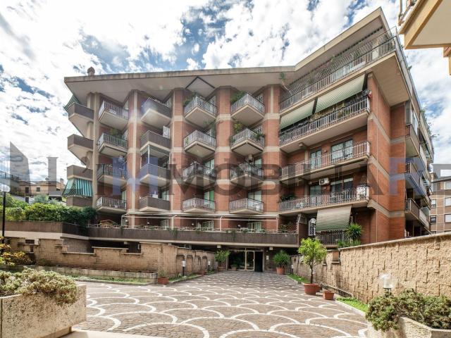Appartamento in vendita a Montagnola, Roma