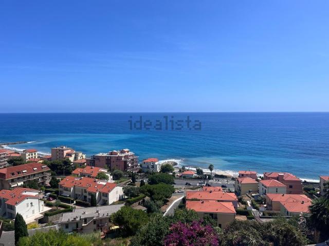 Appartamento in vendita a Riva Ligure, Liguria