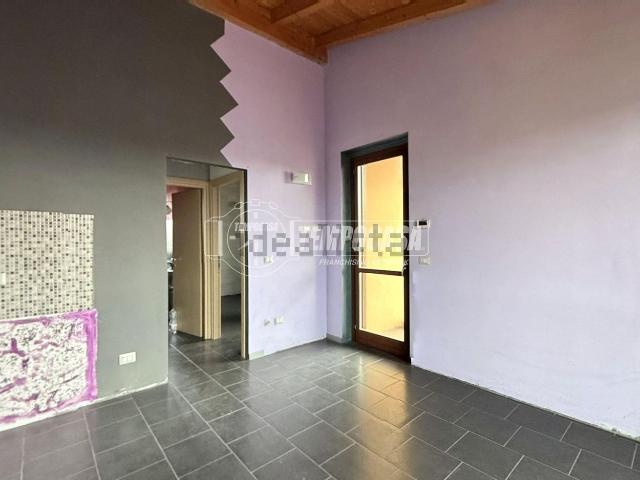Appartamento in vendita a Tromello, Lombardia
