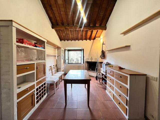 Appartamento in vendita a Castelnuovo Berardenga, Siena