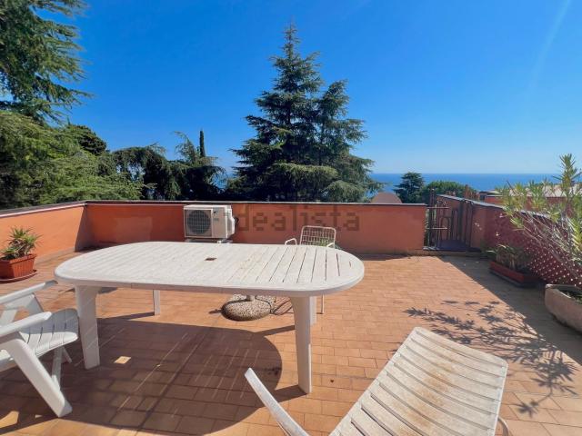 Appartamento in vendita a Invrea, Varazze