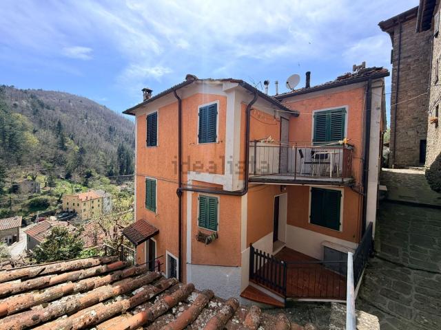 Appartamento in vendita a Piteglio, Toscana