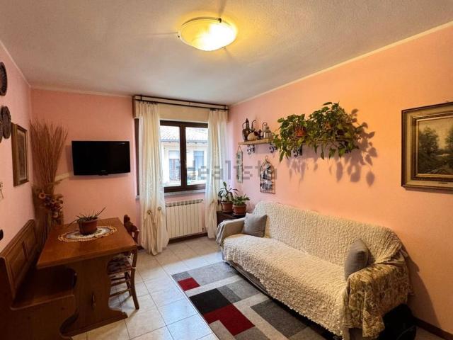 Appartamento in vendita a Scarenna, Asso