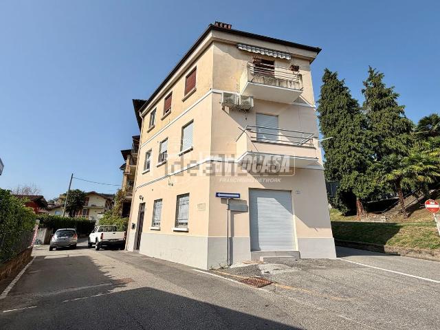 Appartamento in vendita a Villa Lesa, Lesa