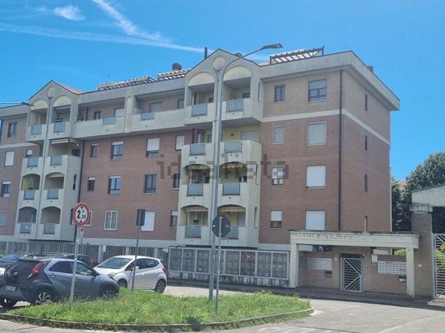 Appartamento in vendita a Vanzago, Lombardia