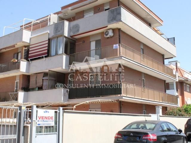 Appartamento in vendita a Centro Regina, Ardea