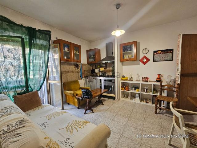 Appartamento in vendita a Centro Regina, Ardea