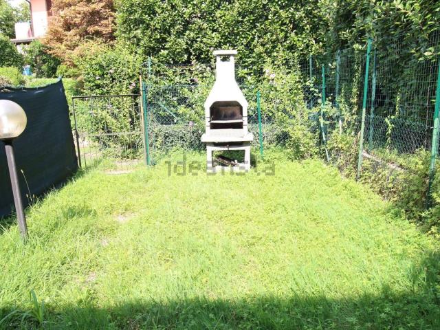 Appartamento in vendita a Dolzago, Lecco