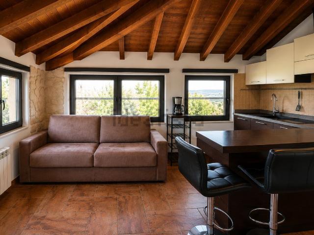 Appartamento in vendita a Valle Olona, Varese