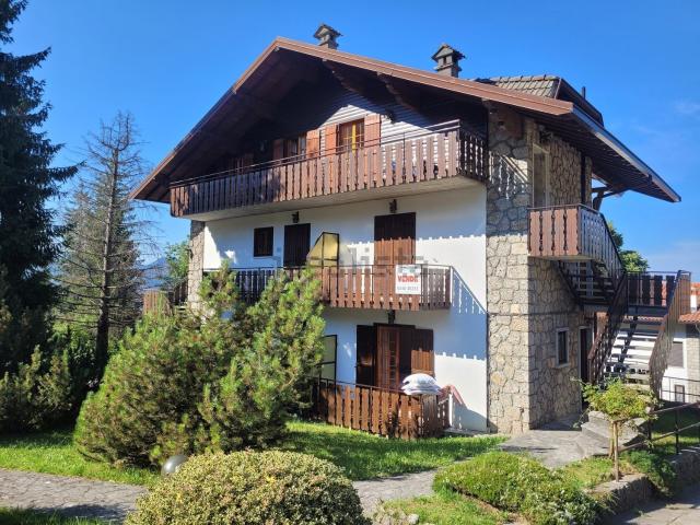 Appartamento in vendita a Dorga, Castione Della Presolana