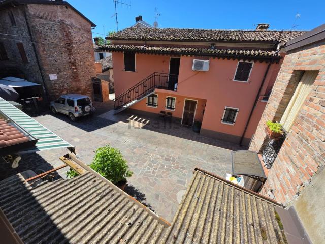 Appartamento in vendita a Rivergaro, Reggio Emilia