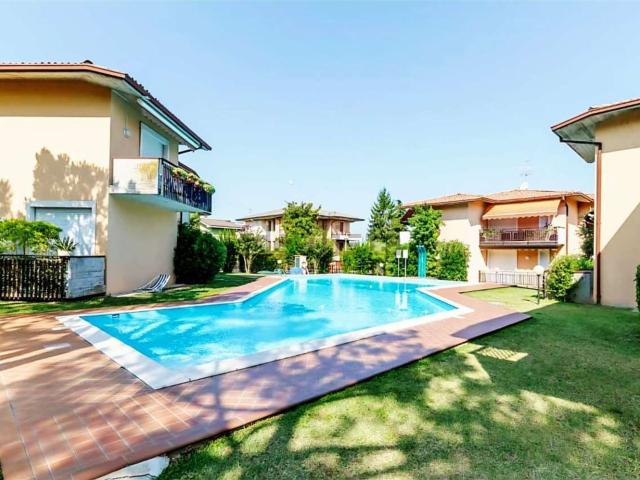 Appartamento in vendita a Desenzano Del Garda, Lombardia