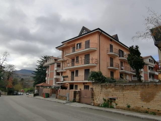 Appartamento in vendita a Avellino, Campania