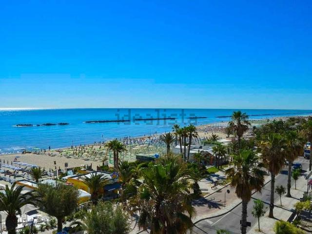 Appartamento in vendita a Marina di sotto, Marche