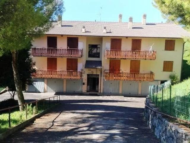 Appartamento in vendita a Comunità Montana della Valle Brembana, Zogno