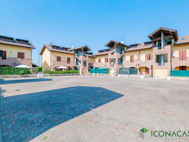 Appartamento in vendita a Vidigulfo, Lombardia