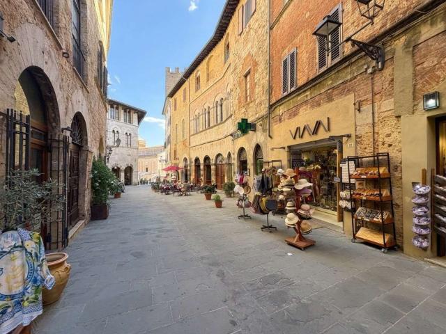 Appartamento in vendita a Massa Marittima, Toscana