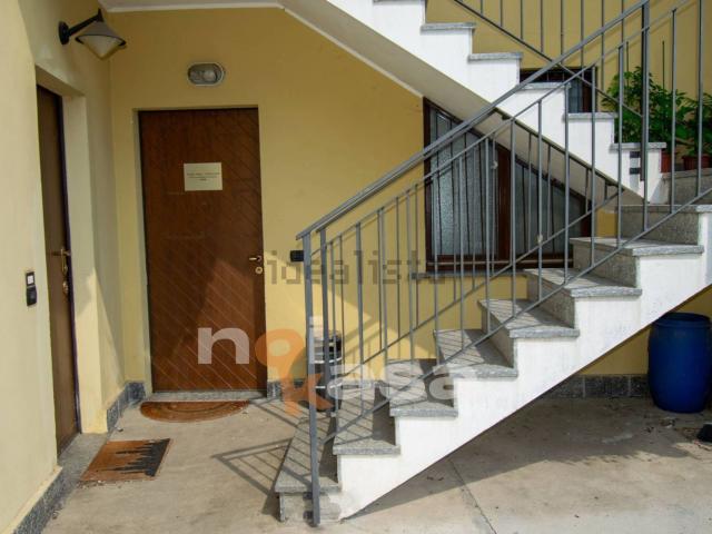 Appartamento in vendita a Magnago, Lombardia